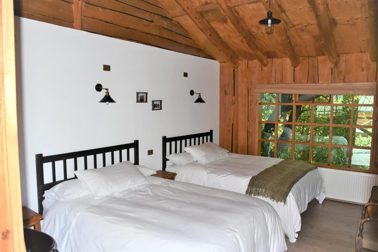 Hotel El Barranco Futaleufú Eksteriør bilde