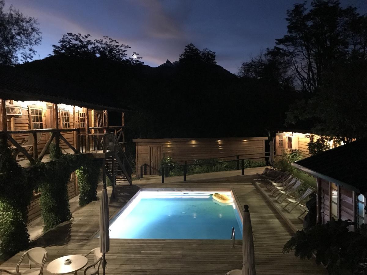 Hotel El Barranco Futaleufú Eksteriør bilde