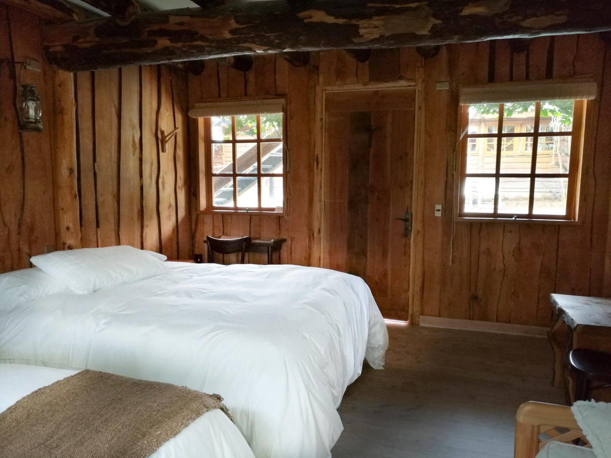 Hotel El Barranco Futaleufú Eksteriør bilde