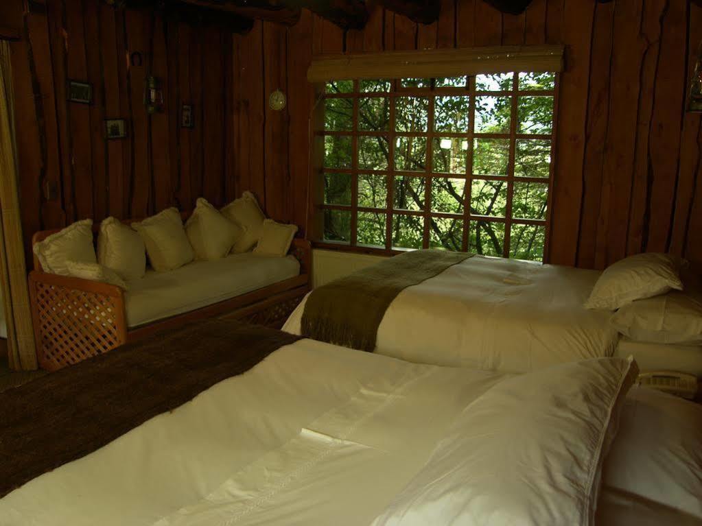 Hotel El Barranco Futaleufú Eksteriør bilde